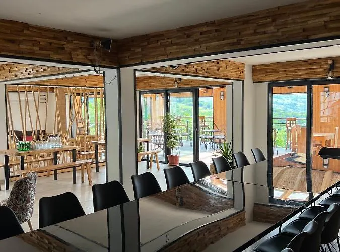 Zdravkovac Country Club - * Topola